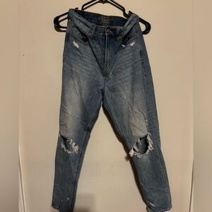 Women’s American Eagle jeans